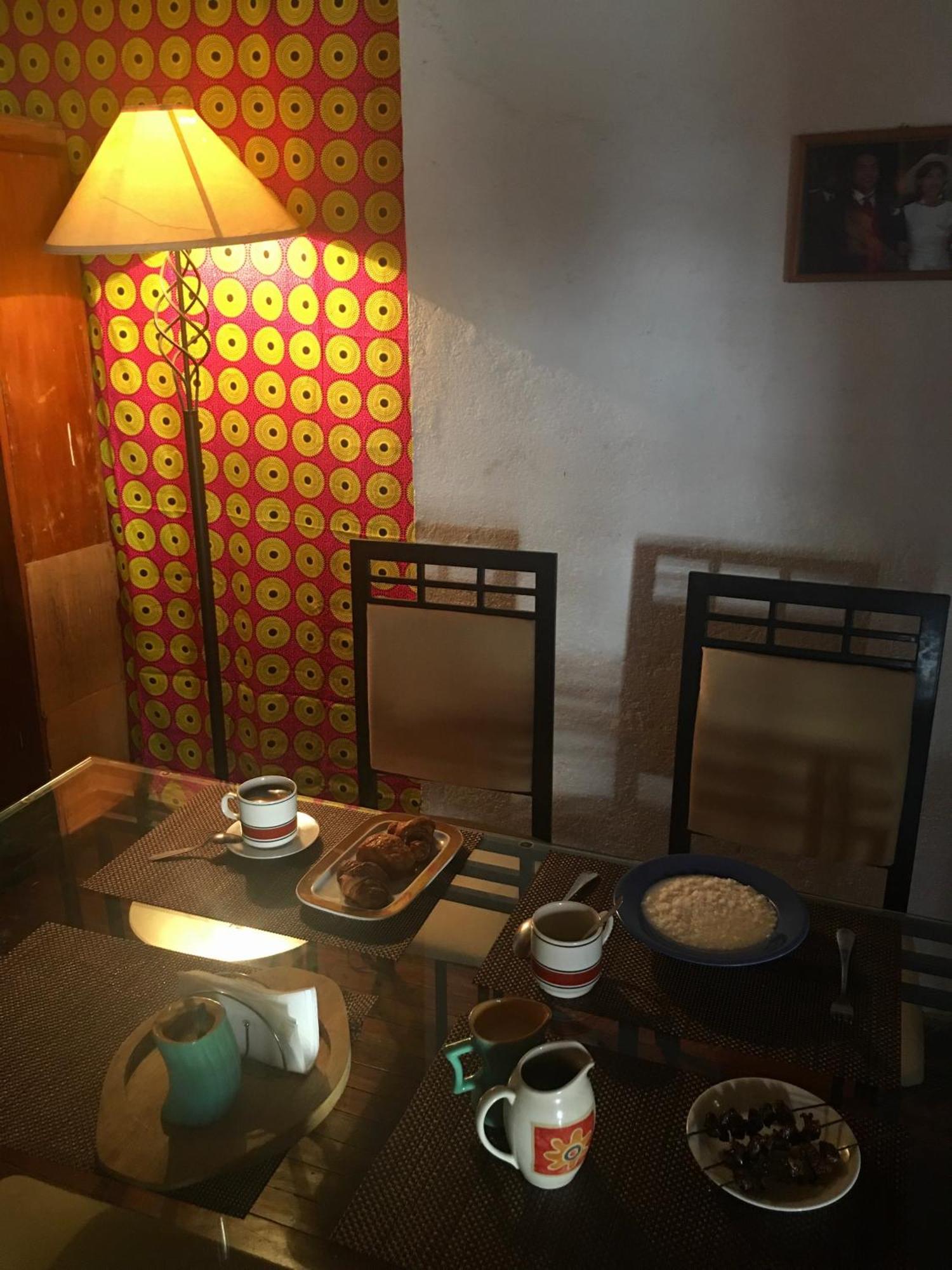 Le Fumoir Guest House Chambre Double Антананариву Экстерьер фото